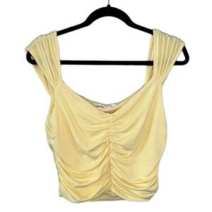 LIKE NEW Elodie Women’s Butter Yellow Ruched Cap Sleeve Crop Top Blouse Size XL